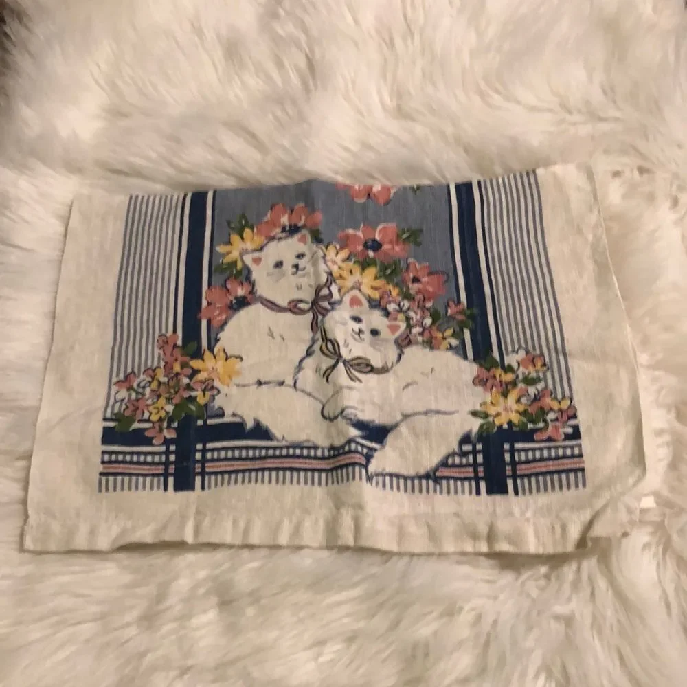 Cat Kitchen Linens - Dish Towels and Potholders -Two Matching Sets